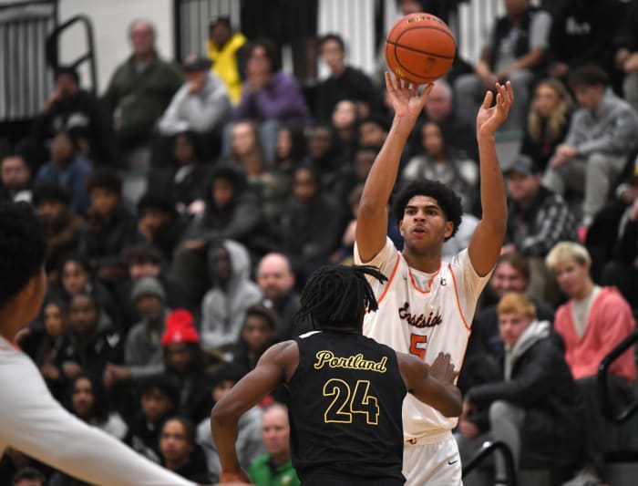 a Roosevelt vs Eastside Catholic boys basketball The Hardwood Invite final Portland Oregon December 20 2023 Taylor Balkom 55